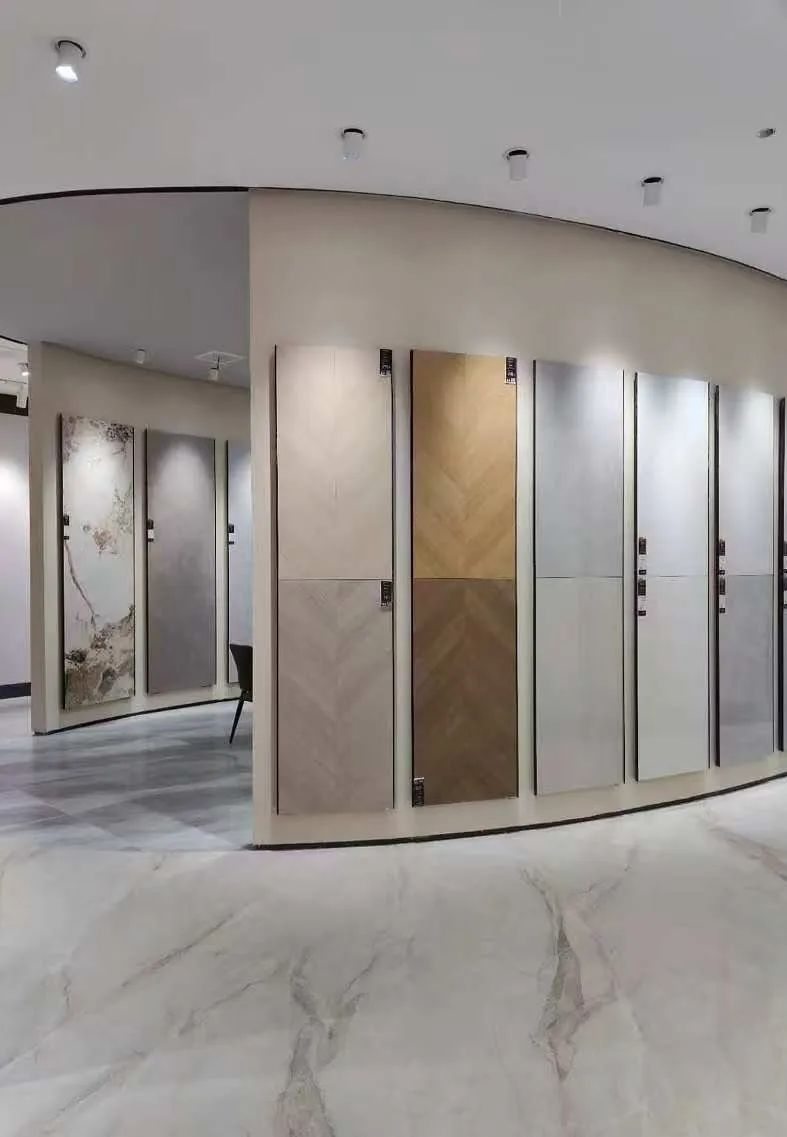 終端風采 | 強輝聊城旗艦店，沉浸式體驗現代高端設計美學(圖12)